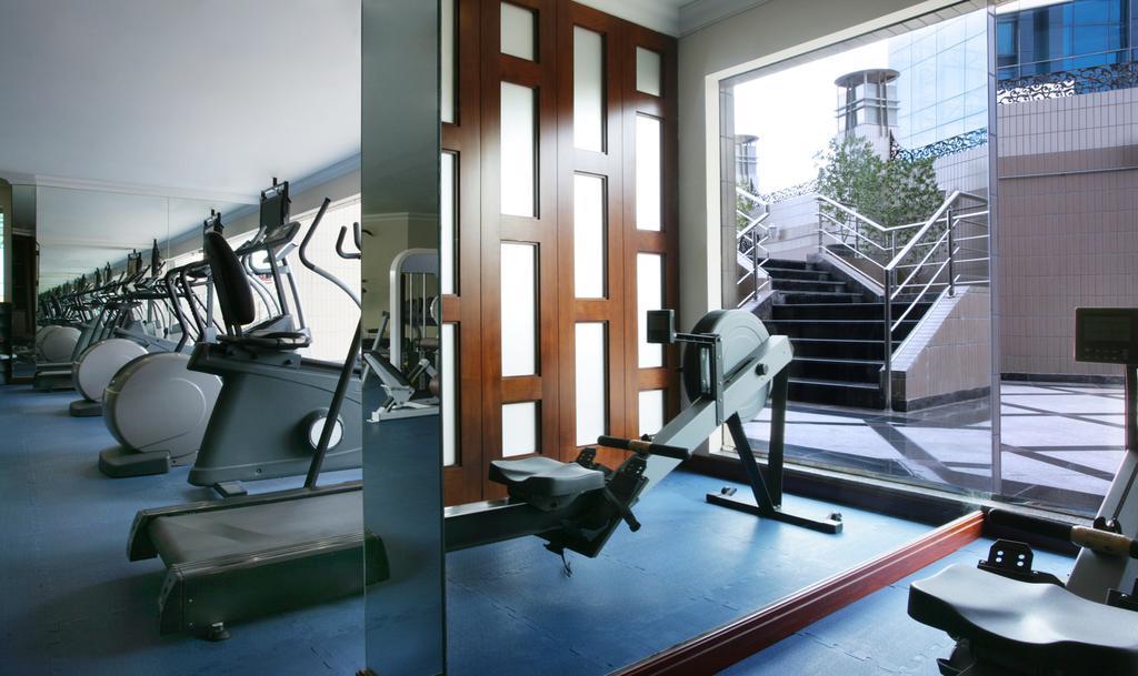 Al Sondos Suites By Le Meridien Dubai Exterior foto